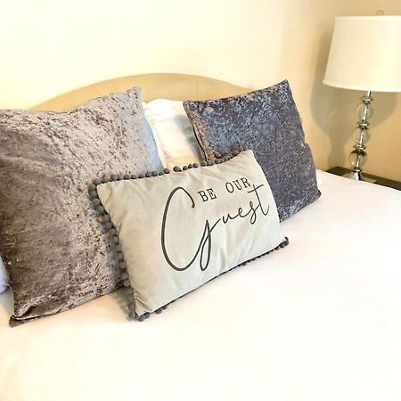 Amazing 2-Bed City Centre Apt With Parking Ковентри Экстерьер фото
